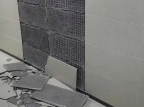 绛县瓷砖空鼓维修公司分享下绛县墙砖松动维修的知识